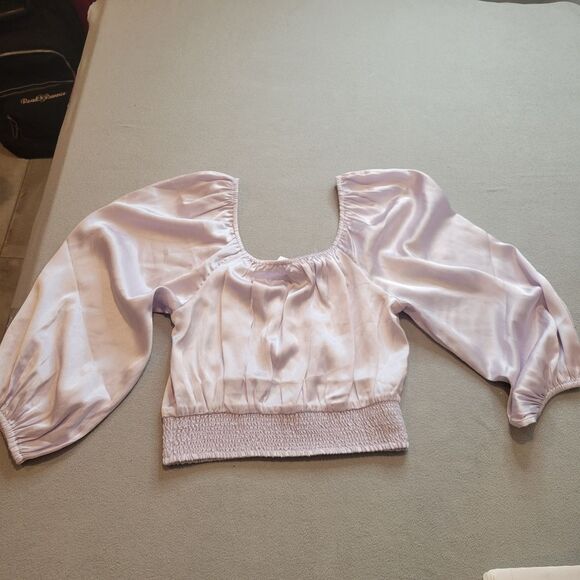 American Eagle Cropped Lilac Blouse Size Small - Picture 3 of 8